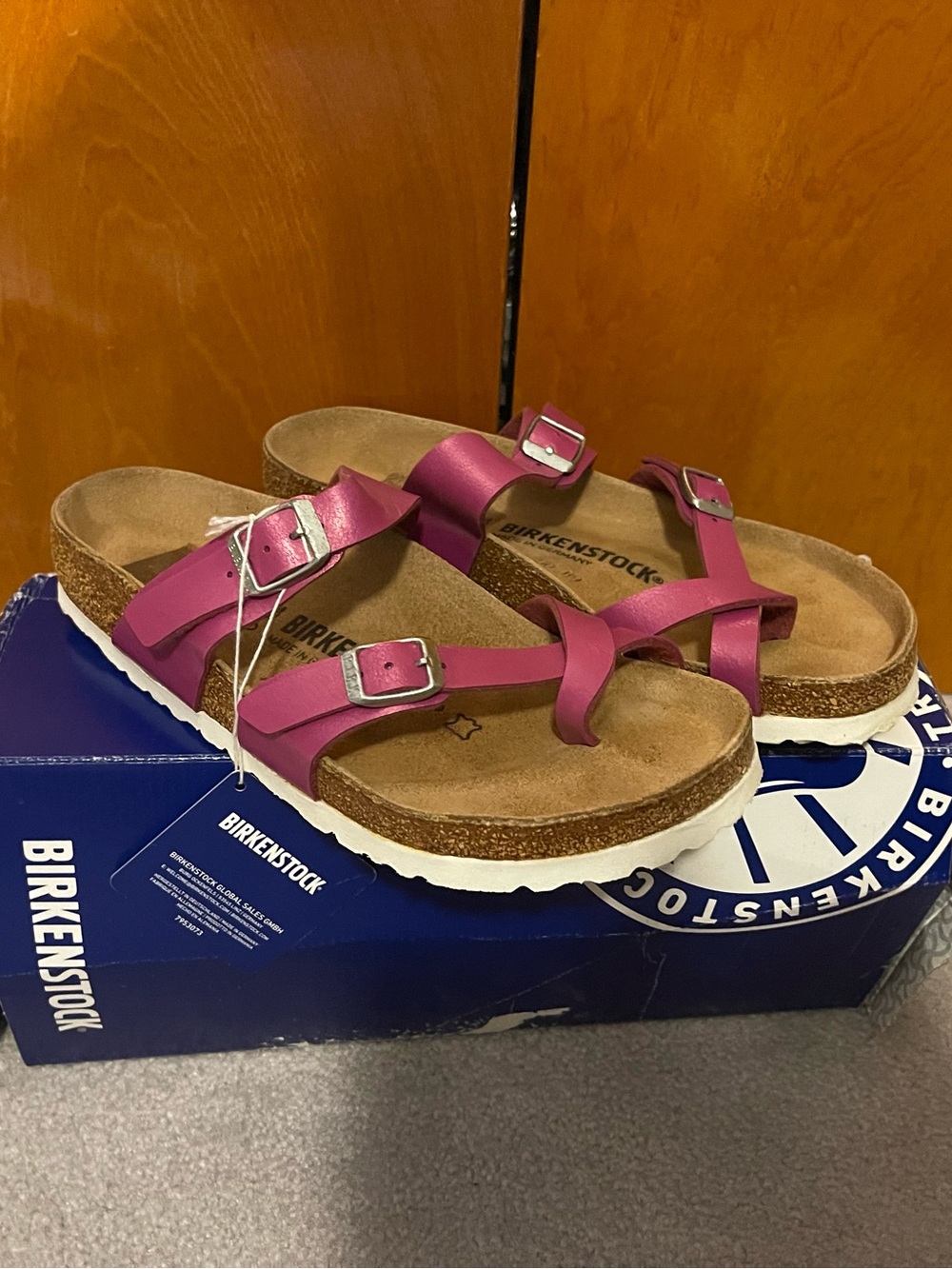 BIRKENSTOCK MAYARI ICY METALLIC FUCHSIA TULIP 37